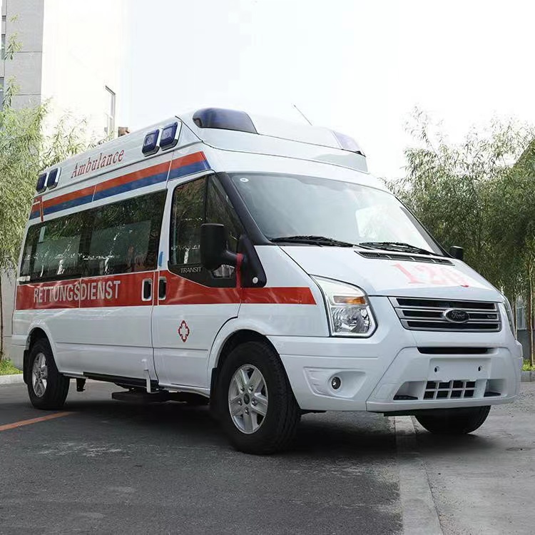 港北行动不便者长途救护车租赁:安全转运的核心注意事项